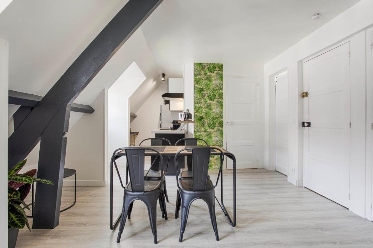 La Casa Centra Charm At Falaise'S Downtown Apartment Falaise  Exterior foto