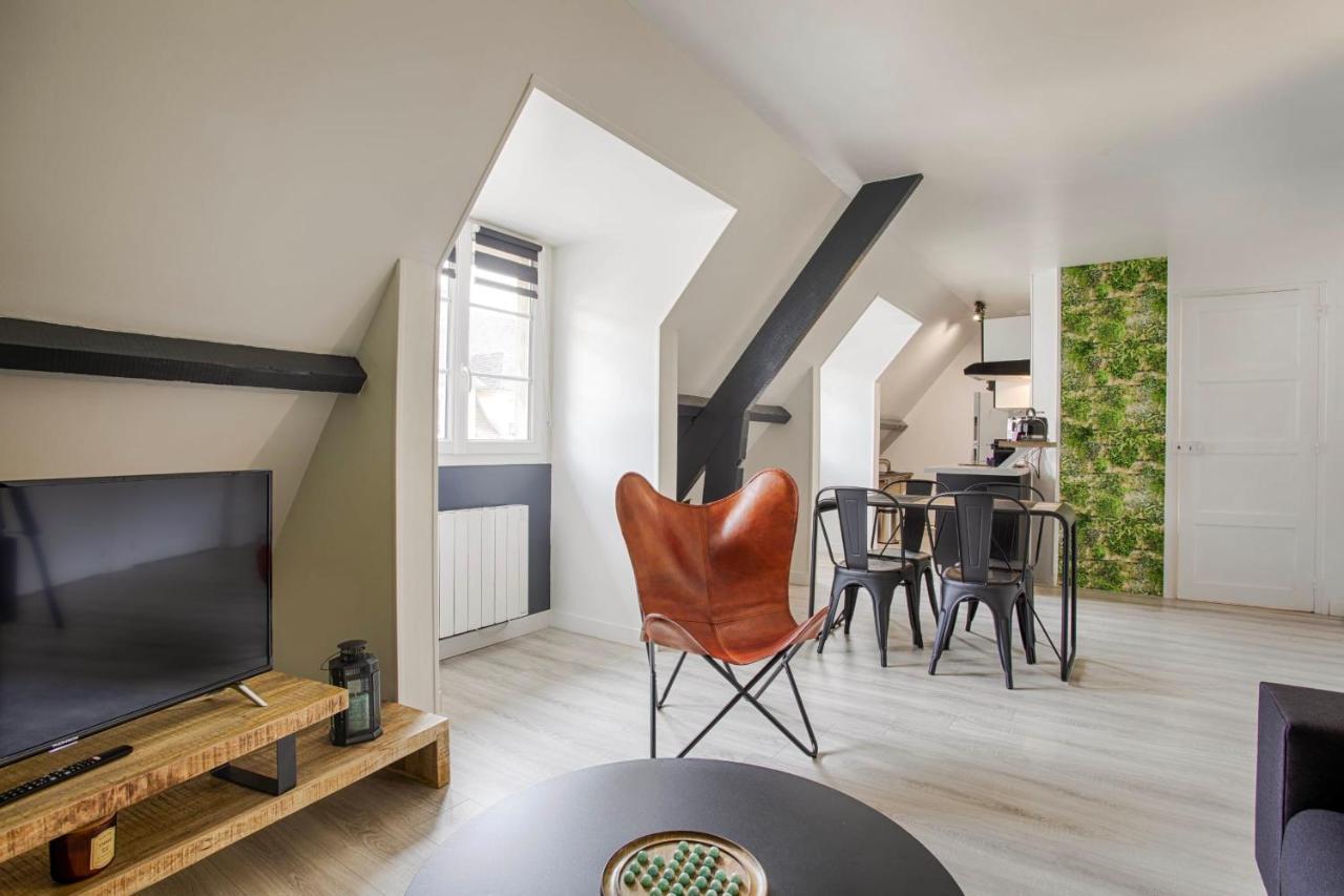 La Casa Centra Charm At Falaise'S Downtown Apartment Falaise  Exterior foto